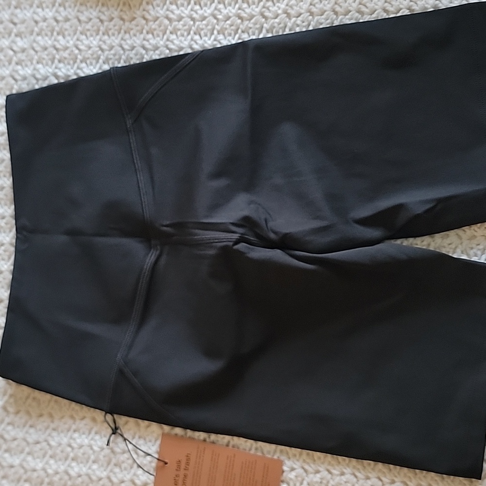 NWT Girlfriend Collective Black High-Rise Bike Shorts Size Small - Picture 4 of 4